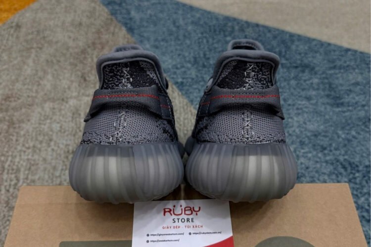 Giày Yeezy 350 V2 Beluga 2.0