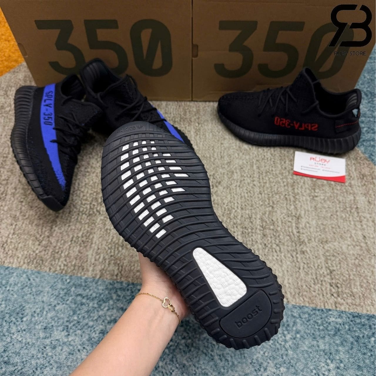 Giày Yeezy 350 V2 Bred đen đỏ