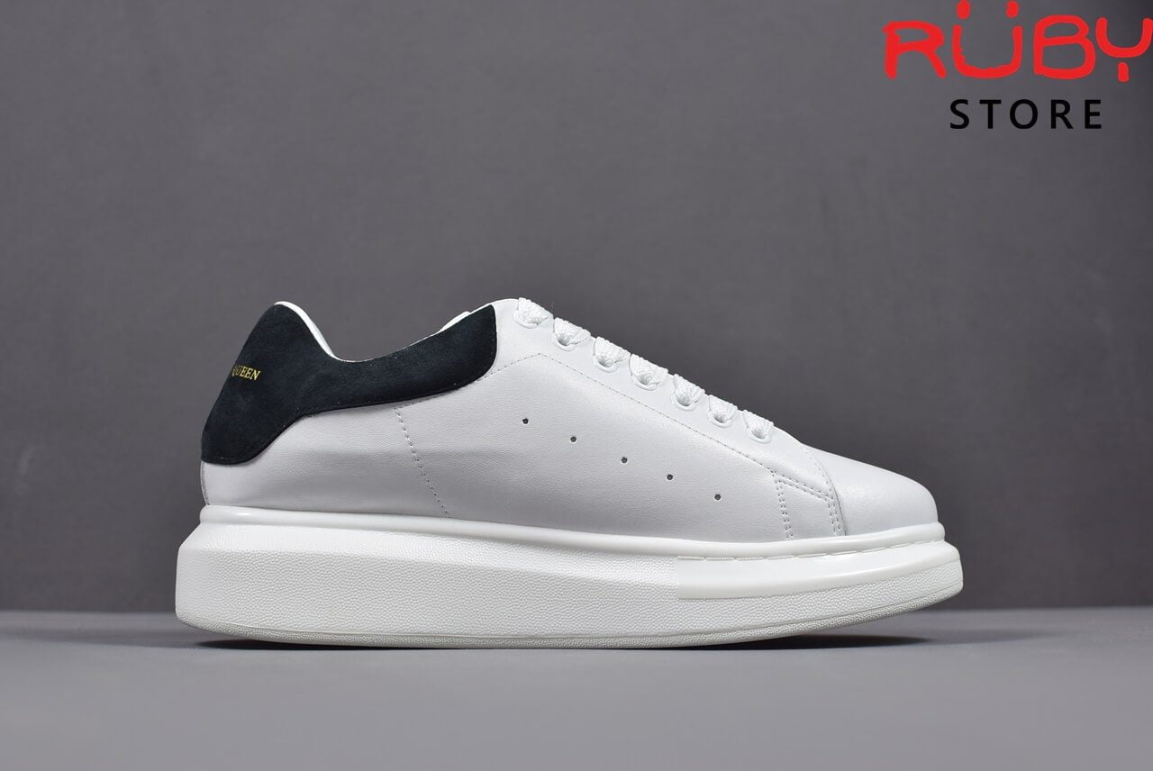alexander-mcqueen-sneaker-white-black-replica-hcm (6)
