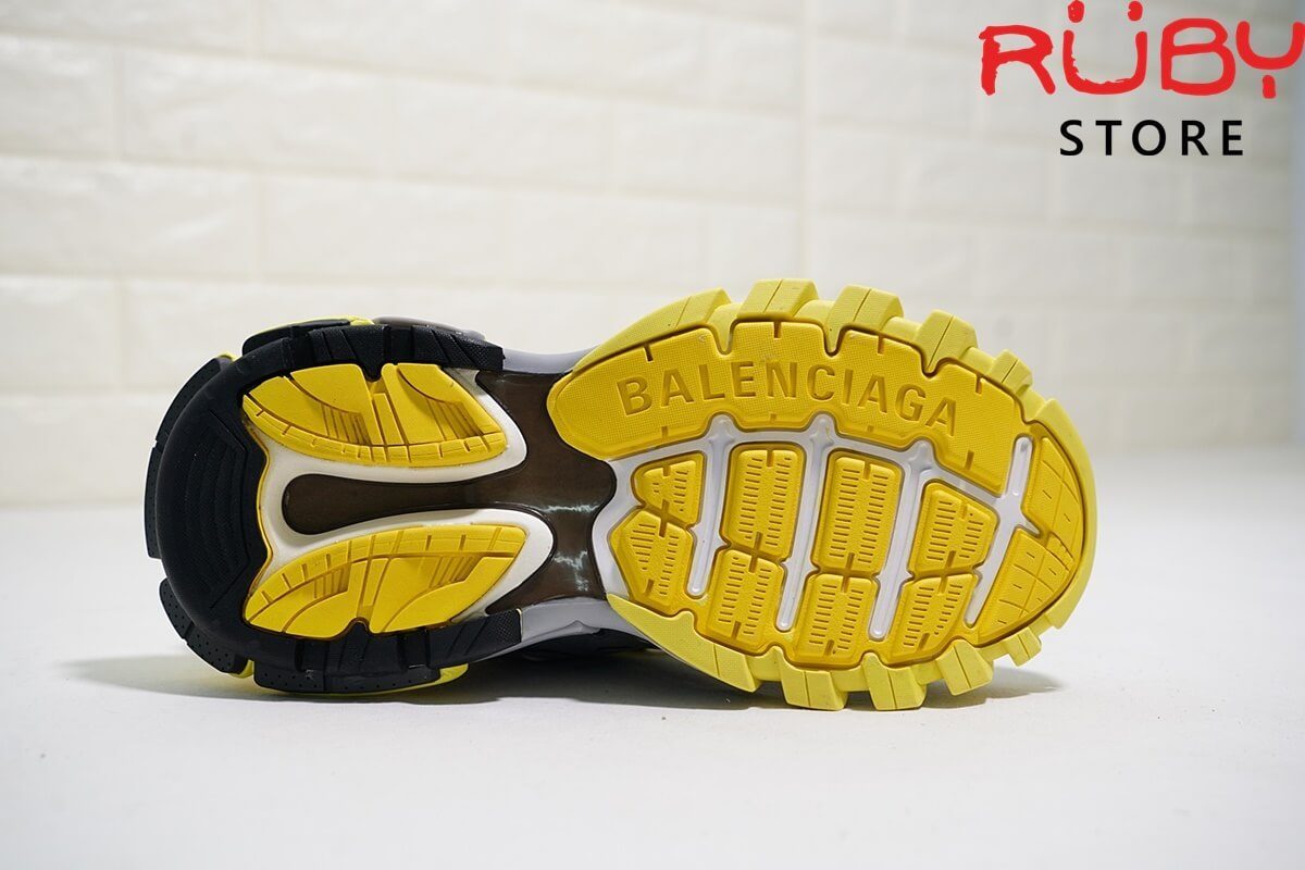 balenciaga-track-3.0-yellow (7)