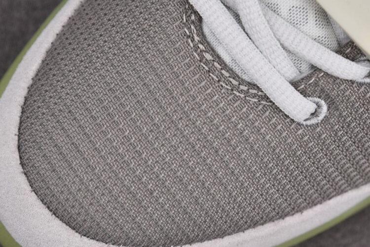 Giày Nike Air Yeezy 2 NRG Pure Platinum Màu Xám