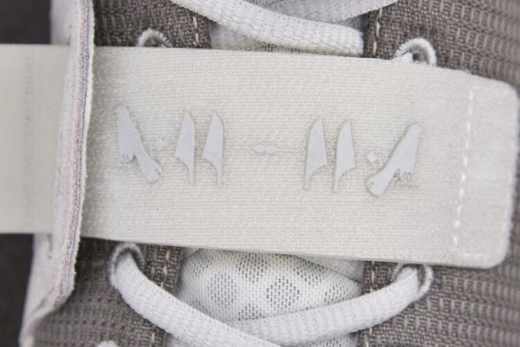Giày Nike Air Yeezy 2 NRG Pure Platinum Màu Xám