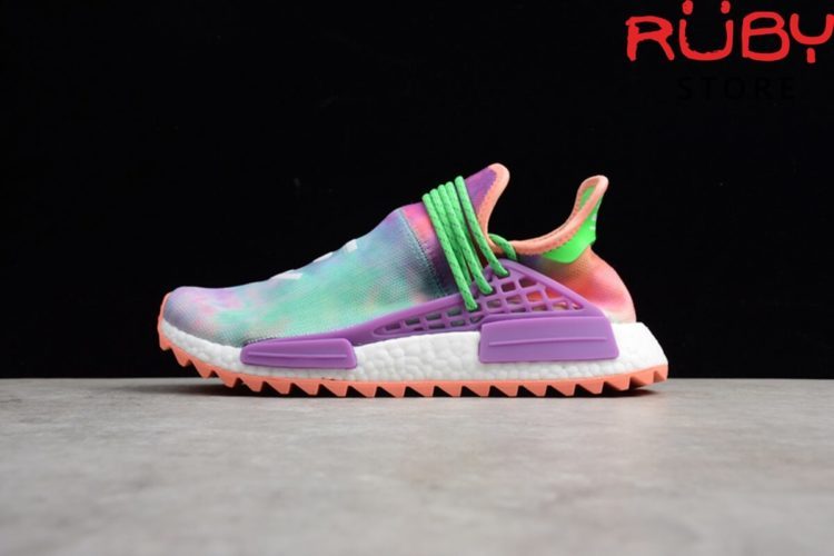human race replicas