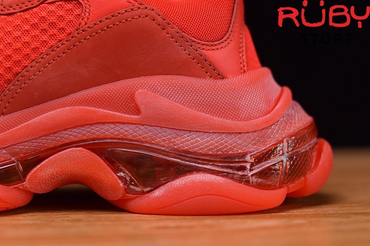 giày balenciaga triple s clear sole đỏ like Real 99,9%