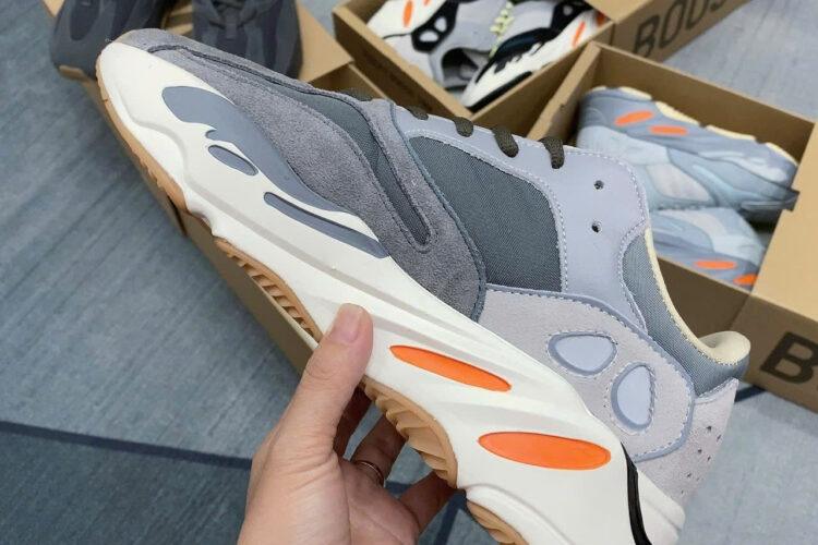 Giày Yeezy 700 Boost Magnet