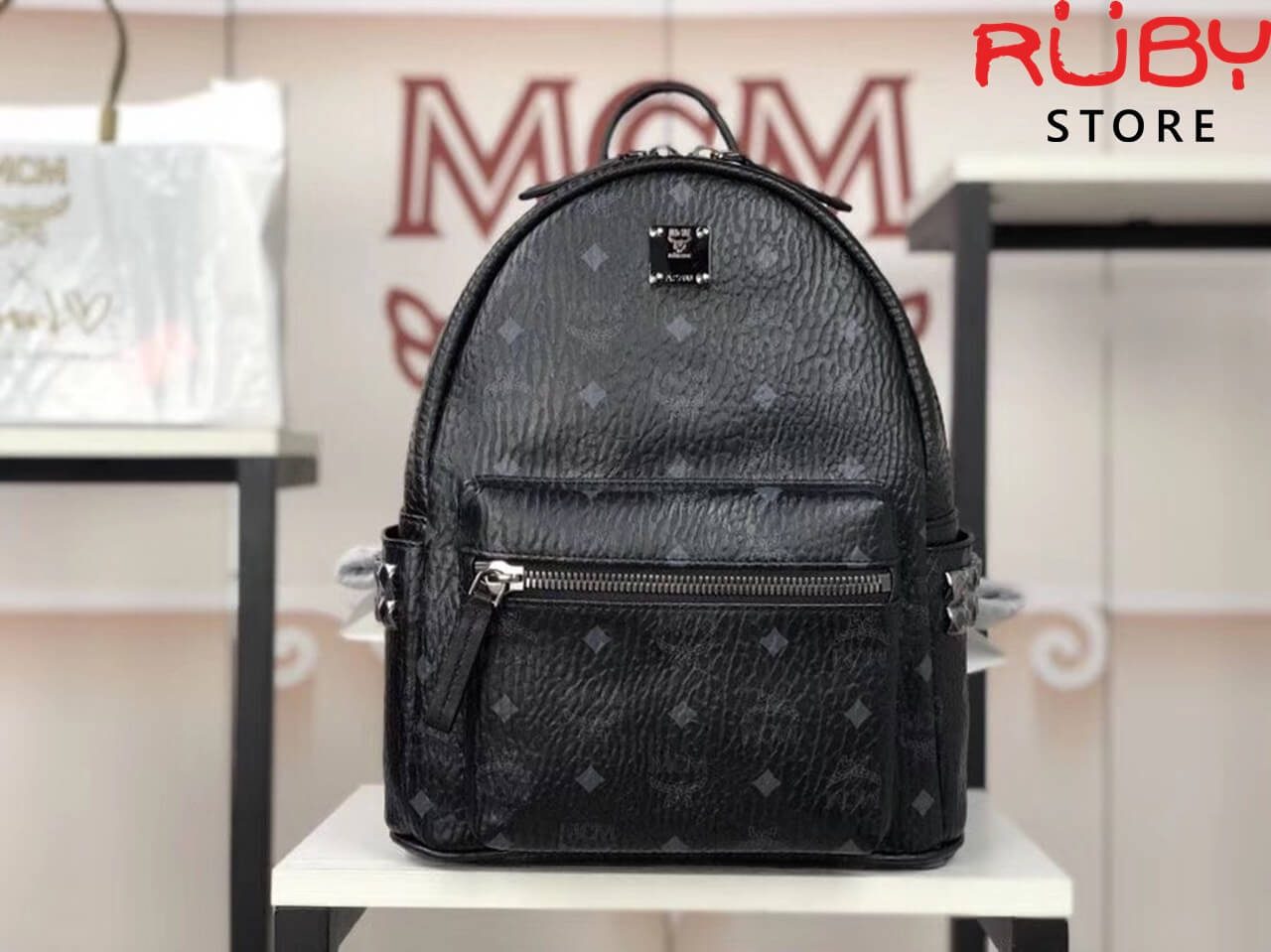 Ba Lô Mcm Small Stark Side Studs Backpack Đen 32Cm Best Quality