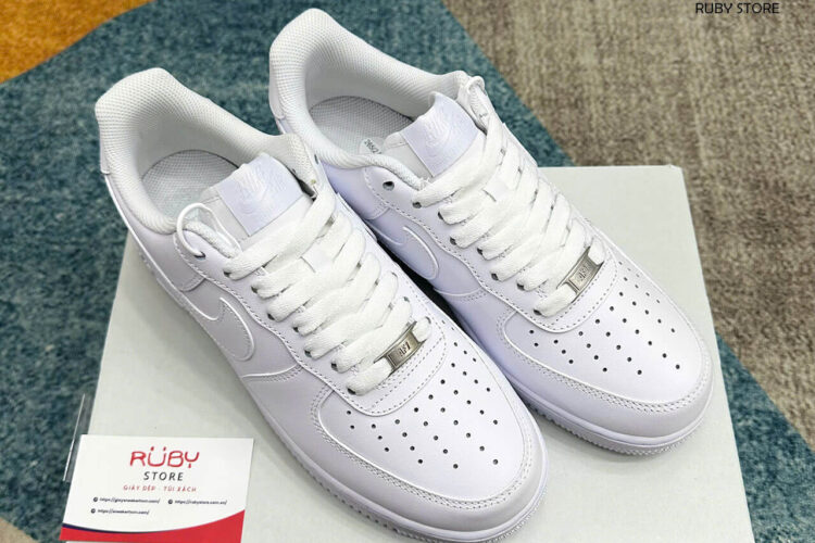 Hình ảnh thực tế giày air force 1 All White trắng full best quality tại Ruby Store