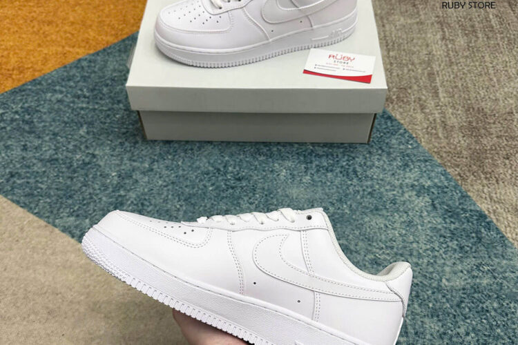 Hình ảnh thực tế giày air force 1 All White trắng full best quality tại Ruby Store