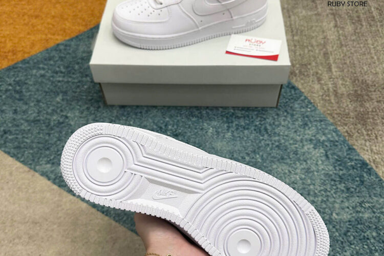 Hình ảnh thực tế giày air force 1 All White trắng full best quality tại Ruby Store