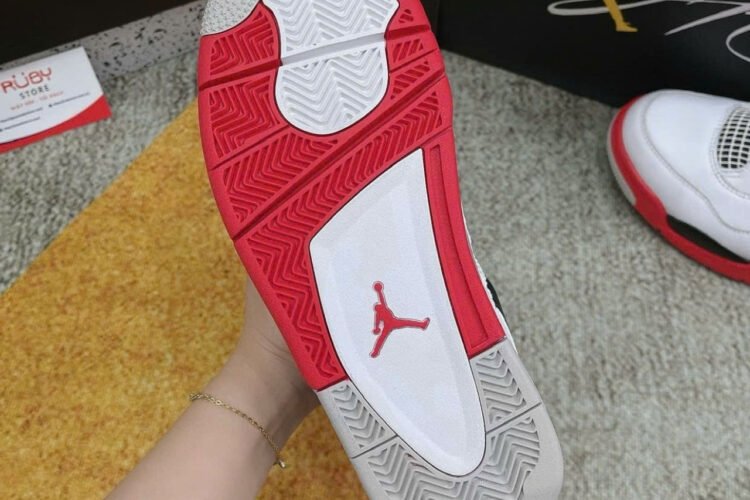 Giày Air Jordan 4 Retro Fire Red Trắng đỏ