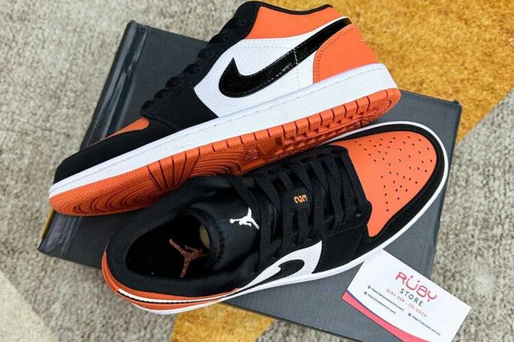 Giày Air Jordan 1 Low Shattered Backboard Cam Trắng Đen
