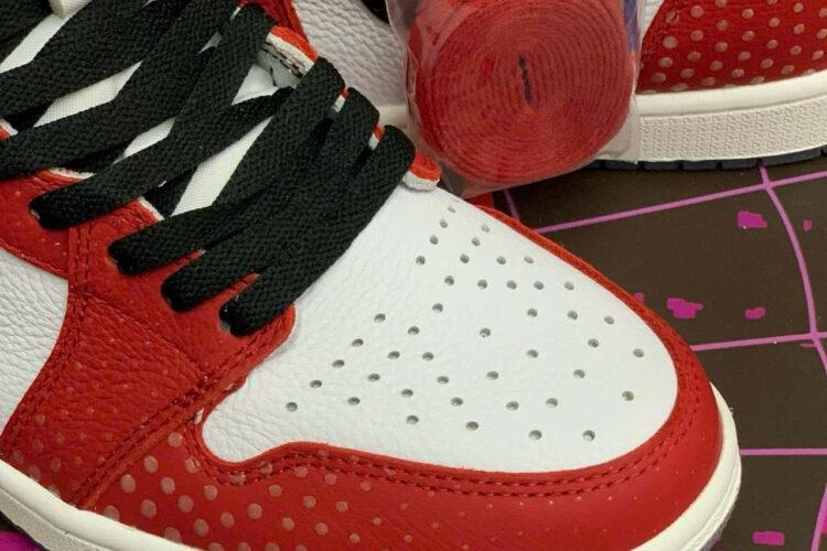 Giày Jordan 1 High Spiderman Trắng đỏ