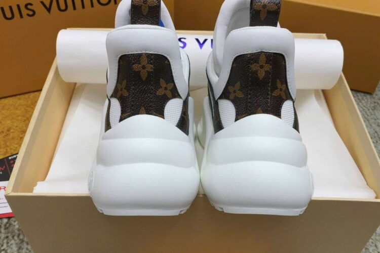 giày Louis Vuitton Archlight trắng nâu