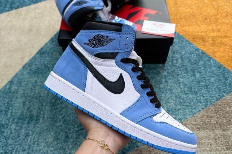 Giày Jordan 1 High University Blue trắng xanh dương