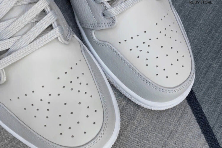 Hình ảnh chi tiết mẫu Jordan Camo cổ thấp Rep 1:1 tại Ruby Store