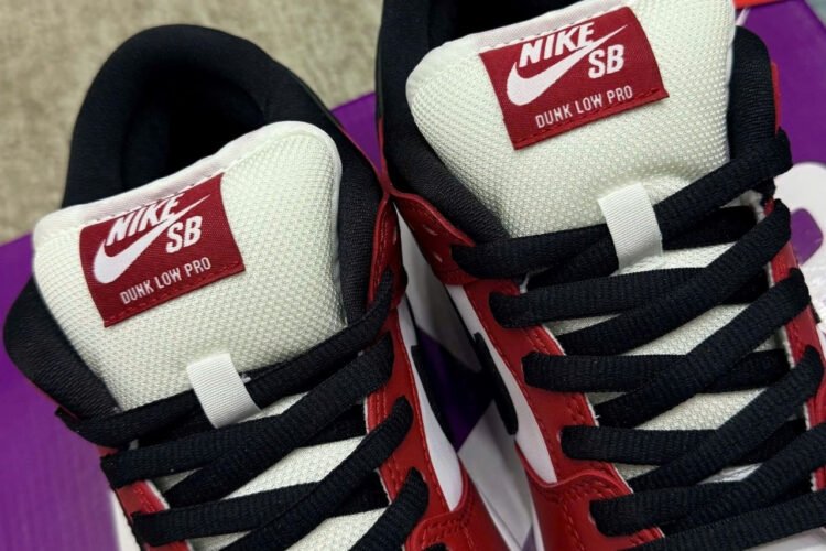 Giày Nike SB Dunk Low Chicago đỏ trắng