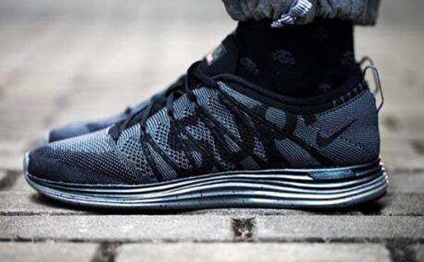 Nike Flyknit Lunar 1+ x Supreme