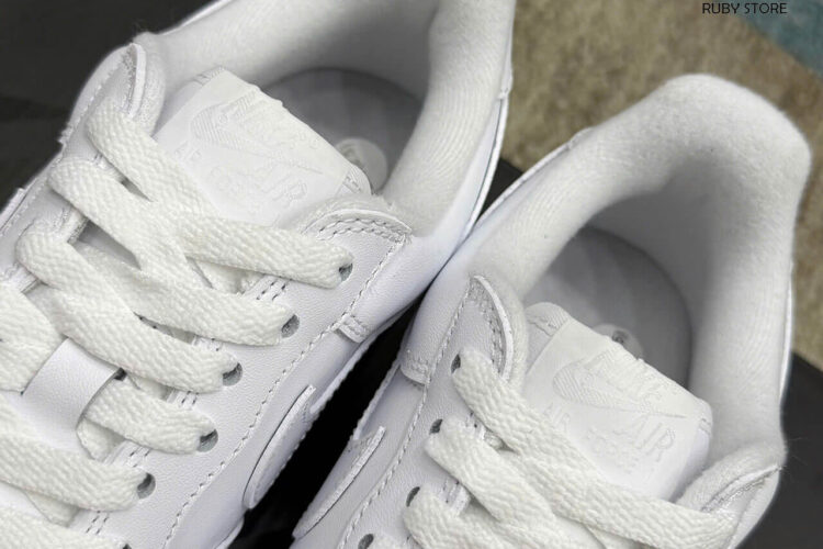 Hình ảnh thực tế mẫu giày Giày Nike Air Force 1 Low Supreme White Trắng Best Quality (Deal) tại Ruby Store