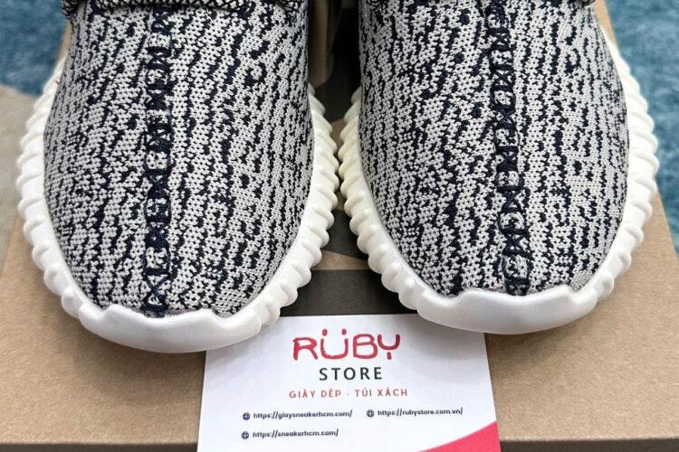 Giày Yeezy 350 V1 Turtle Dove Xám đen