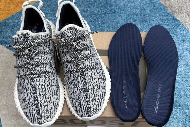 Giày Yeezy 350 V1 Turtle Dove Xám đen