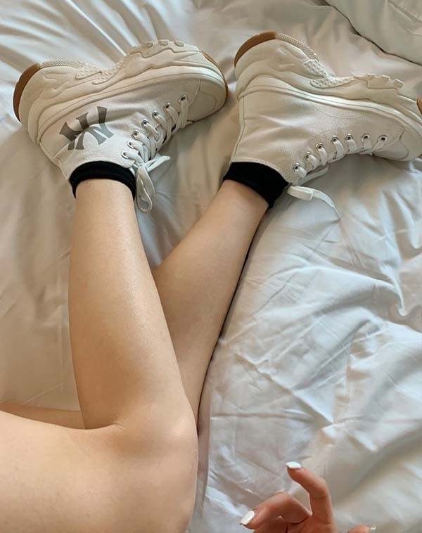 Phối giày MLB Chunky High cho nữ