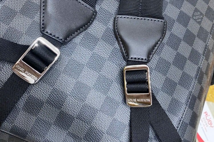 Balo LV Christopher MM Backpack Damier Graphite 44CM
