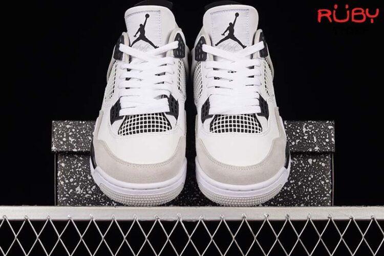 Giày Air Jordan 4 Military Black Trắng Đen