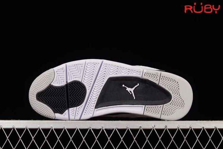 Giày Air Jordan 4 Military Black Trắng Đen