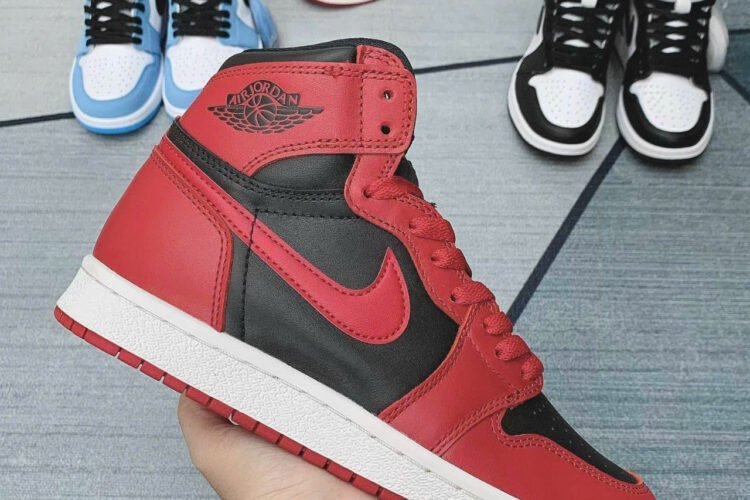 Giày Jordan 1 Retro High 85 Varsity Red đen đỏ