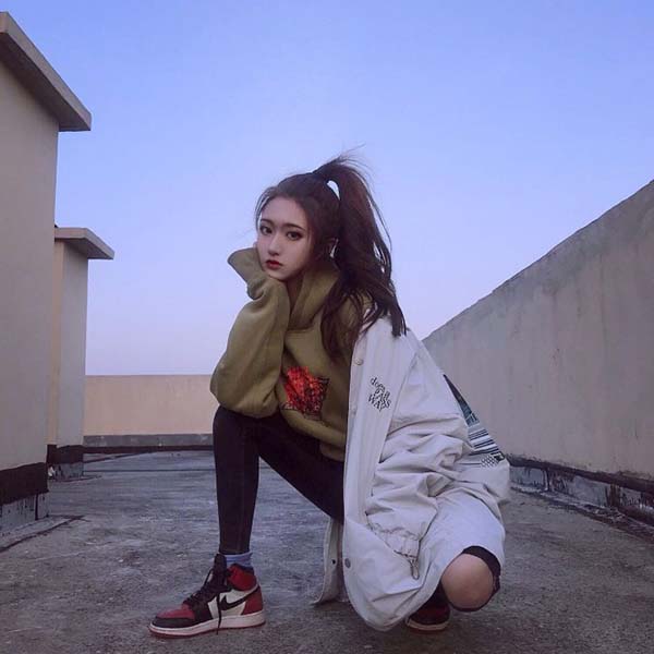 Air Jordan 1 High Bred cho nữ