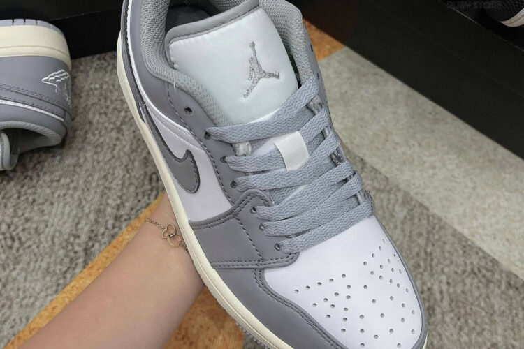 Hình ảnh mẫu Jordan Vintage Grey cổ thấp Rep 1 1 siêu cấp tại Ruby Store