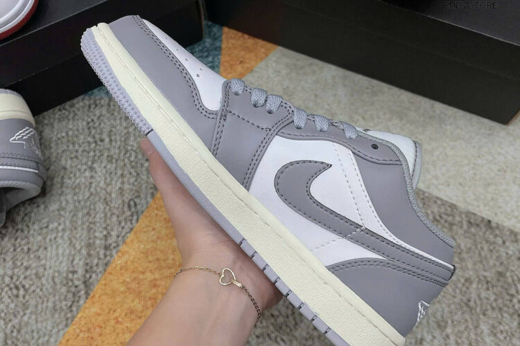 Hình ảnh mẫu Jordan Vintage Grey cổ thấp Rep 1 1 siêu cấp tại Ruby Store