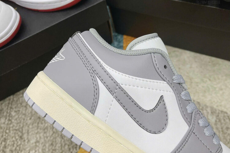 Hình ảnh mẫu Jordan Vintage Grey cổ thấp Rep 1 1 siêu cấp tại Ruby Store