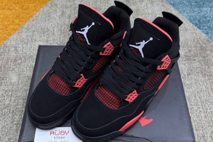 Giày Air Jordan 4 Red Thunder đen đỏ