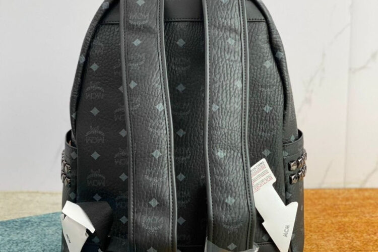 Ba Lô Medium Stark Side Studs Backpack Đen 40CM