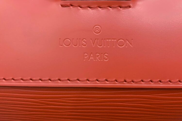 Balo LV Supreme Christopher Epi PM Đỏ 48CM Siêu Cấp