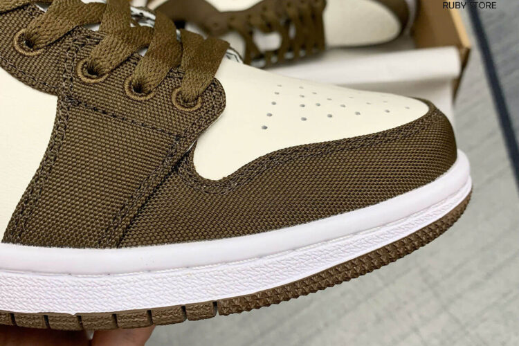 Hình ảnh phiên bản Jordan Low Light Olive Rep 1 1 tại Ruby Store