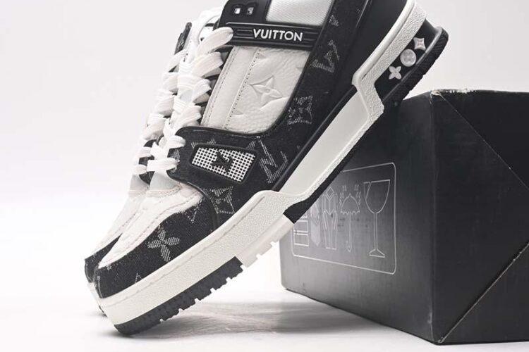 Giày Louis Vuitton Trainer Black White Trắng Đen