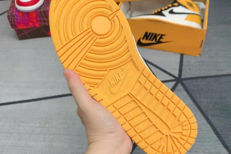 Giày Jordan 1 High Taxi đen Vàng