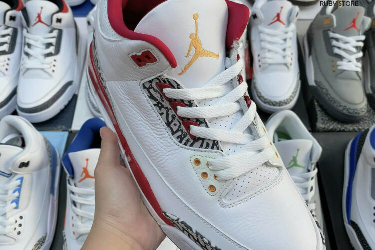 Hình ảnh thực tế mẫu Jordan 3 Retro Cardinal Red Rep 1 1 tại Ruby Store