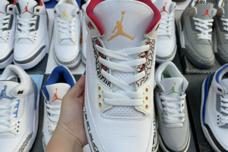 Hình ảnh thực tế mẫu Jordan 3 Retro Cardinal Red Rep 1 1 tại Ruby Store