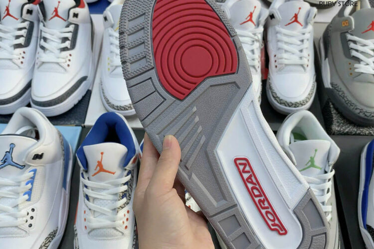 Hình ảnh thực tế mẫu Jordan 3 Retro Cardinal Red Rep 1 1 tại Ruby Store