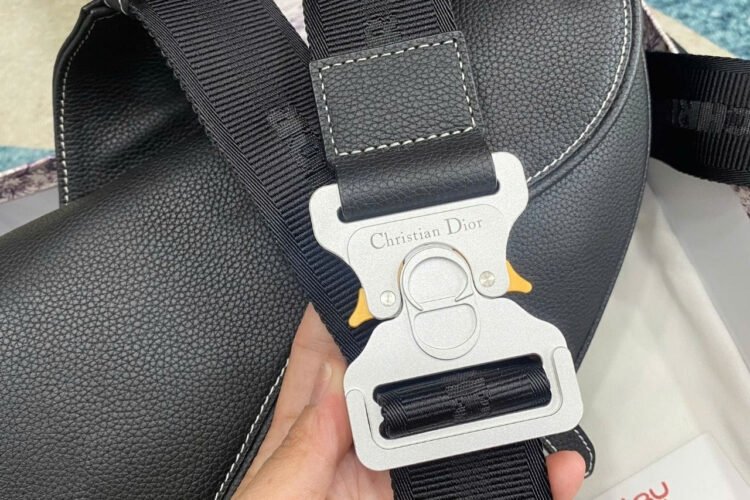 Túi Dior Saddle Bag đen Calfskin 26CM