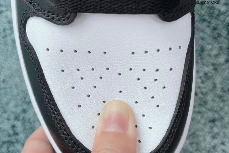 Hình ảnh chi tiết mẫu Jordan 1 Low Panda 2023 hàng Rep 1 1