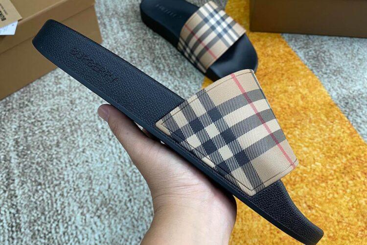 Dép Burberry Furley Vintage Check Slides Nâu
