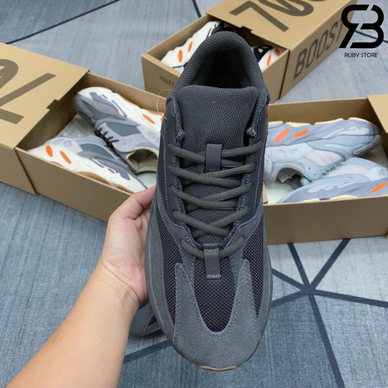Giày Yeezy 700 Utility Black đen