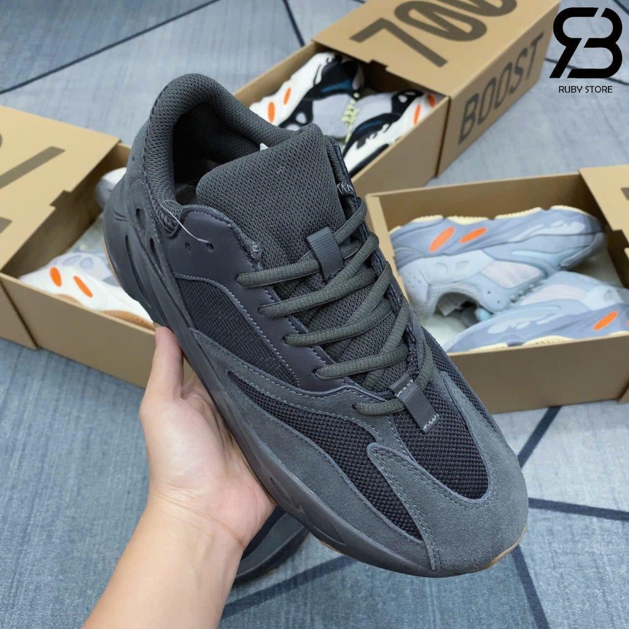 Giày Yeezy 700 Utility Black đen