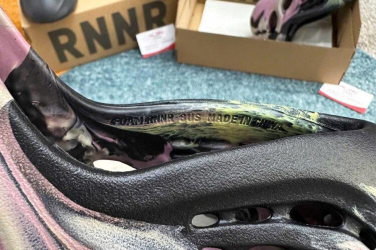Giày Yeezy Foam RNNR MX Carbon
