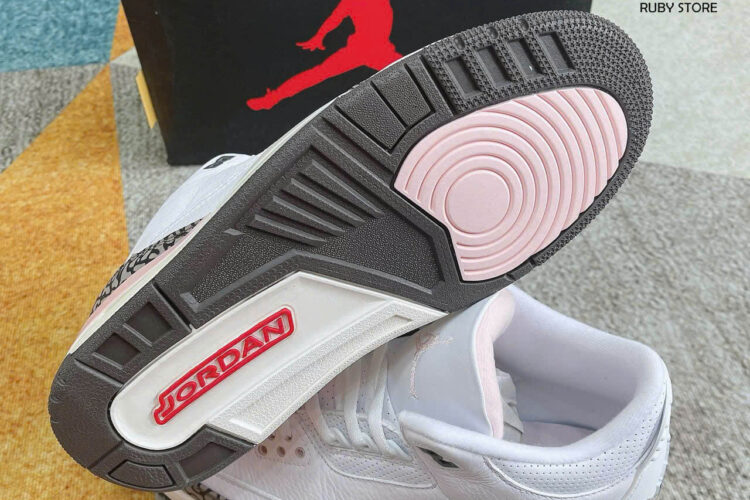Hình ảnh thực tế phiên bản Jordan 3 nâu hồng Rep 1 1 tại Ruby Store