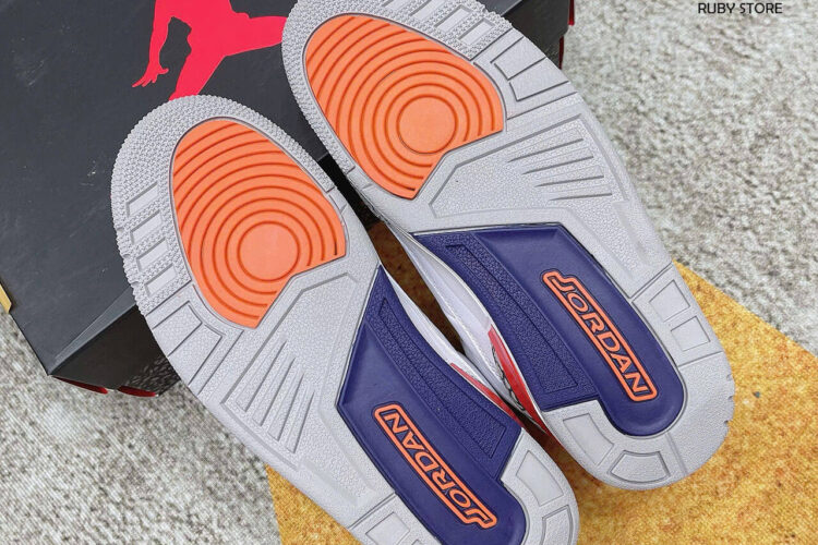 Hình ảnh thực tế phiên bản Jordan 3 Retro Knicks Rep 1 1 tại Ruby Store